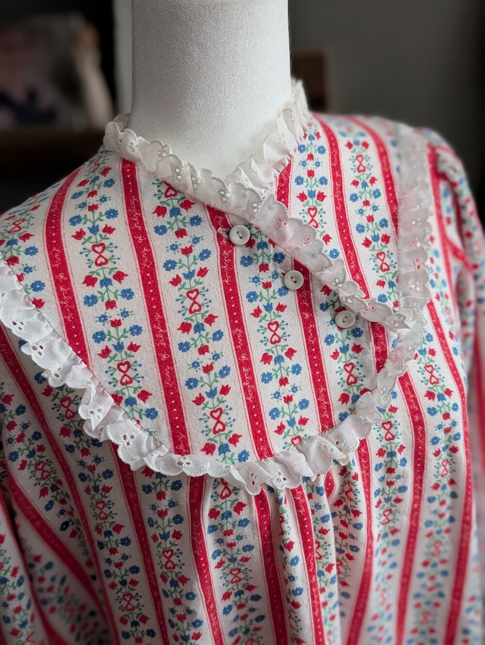 Vintage Lanz of Salzburg Cotton Flannel Maxi Nightgown Large Cottagecore Lace - Picture 2 of 5